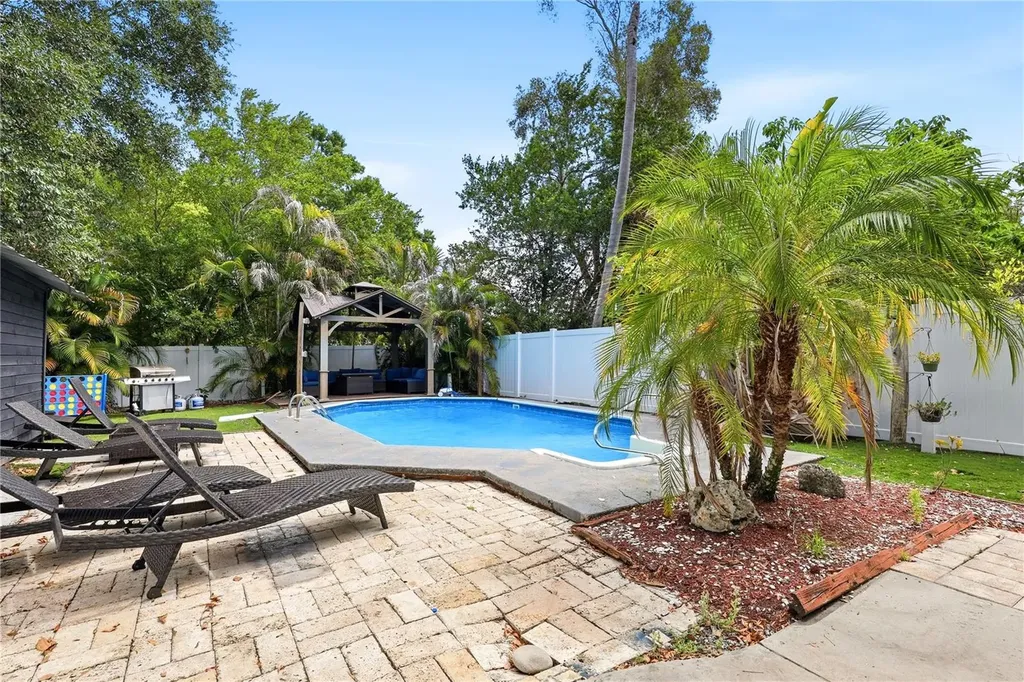 709 W Peninsular Street Tampa FL 33603