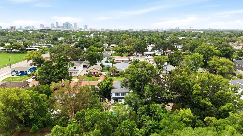 709 W Peninsular Street Tampa FL 33603