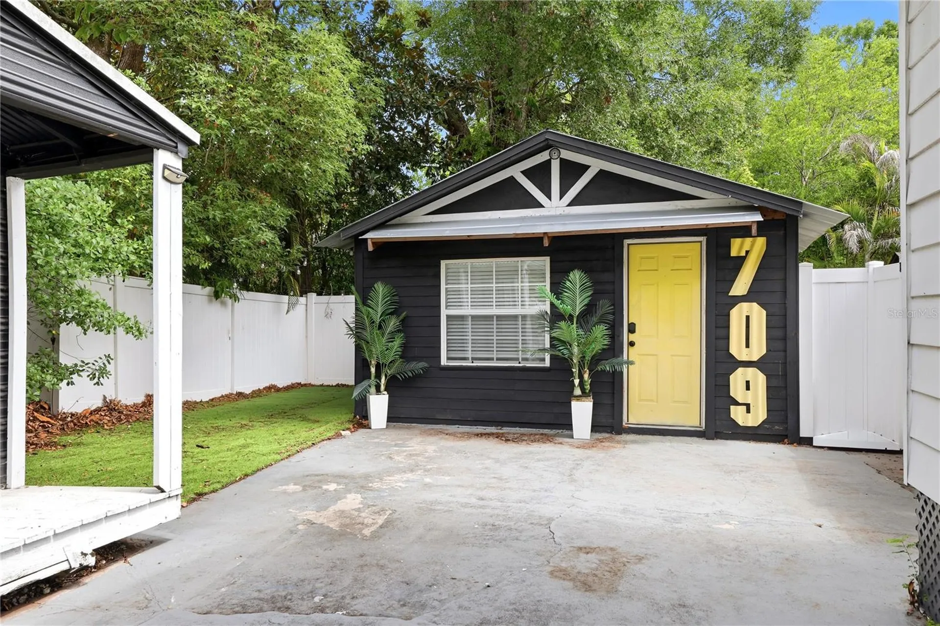 709 W Peninsular Street Tampa FL 33603