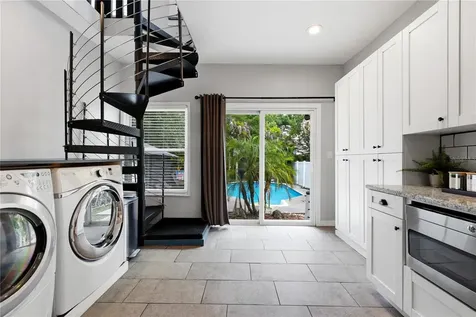 709 W Peninsular Street Tampa FL 33603