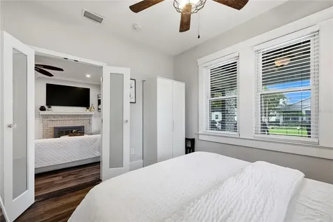 709 W Peninsular Street Tampa FL 33603