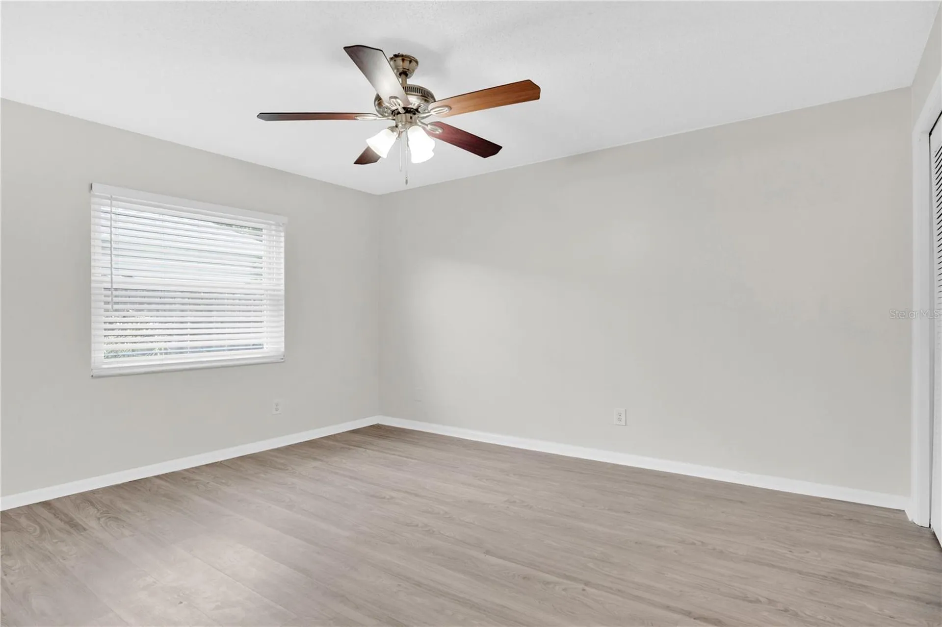 427 Elkwood Lane Orlando FL 32825