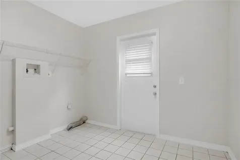 427 Elkwood Lane Orlando FL 32825