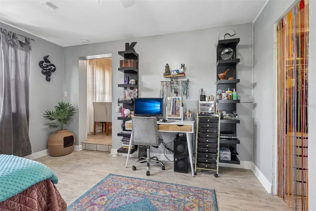 4301 Mizell Street Orlando FL 32812