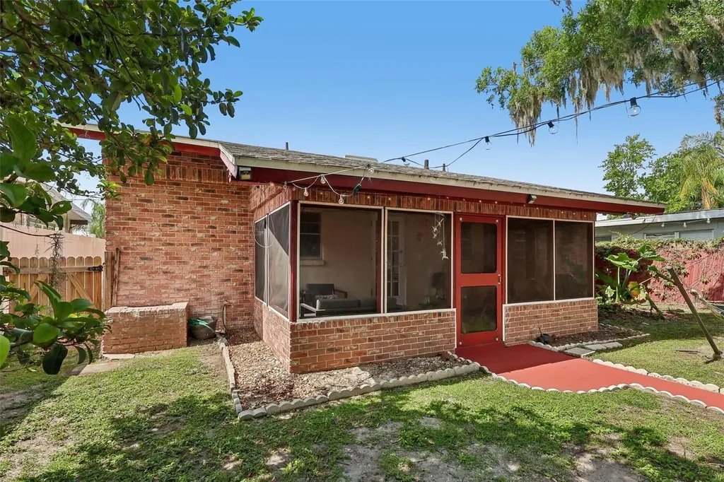 4301 Mizell Street Orlando FL 32812