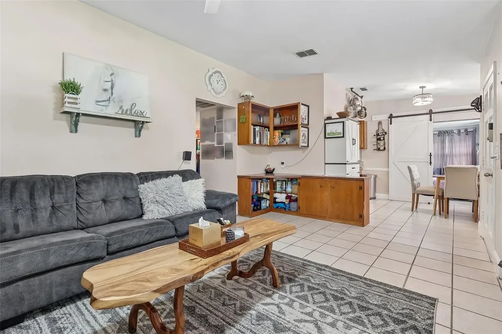 4301 Mizell Street Orlando FL 32812