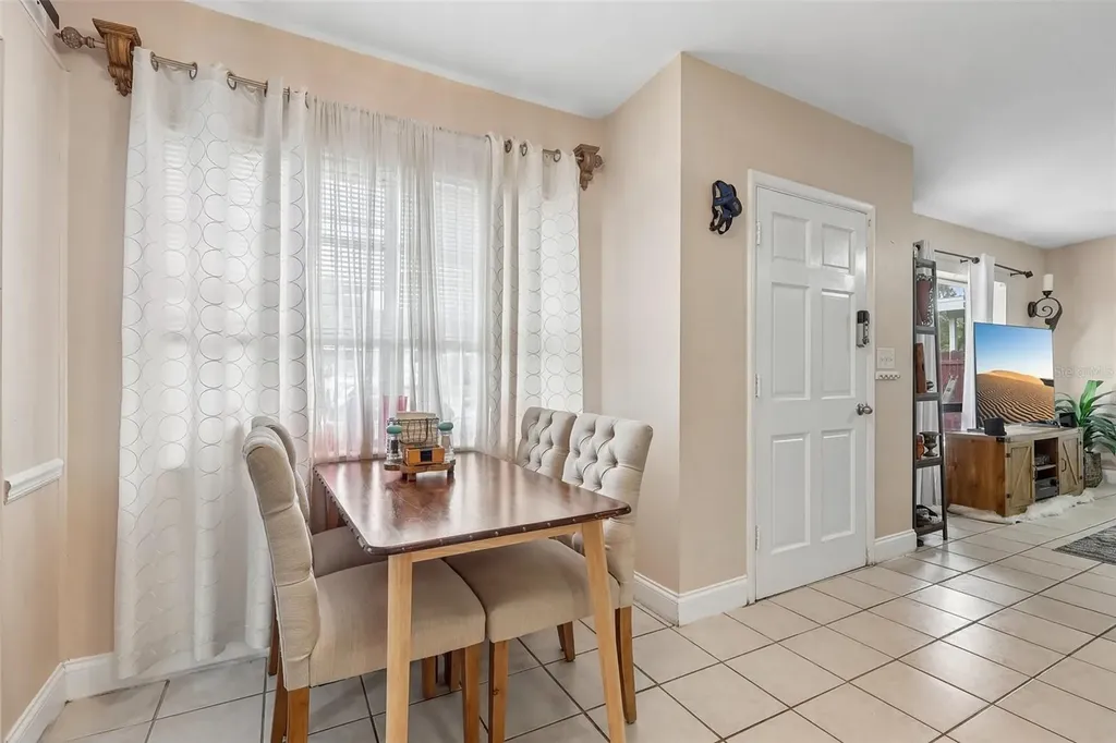 4301 Mizell Street Orlando FL 32812