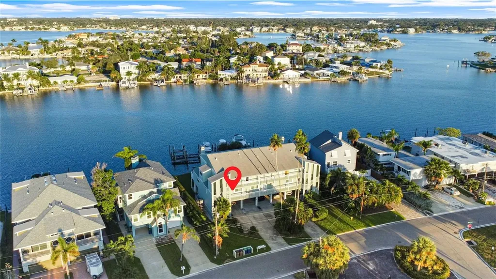 2505 Bay Boulevard Indian Rocks Beach FL 33785