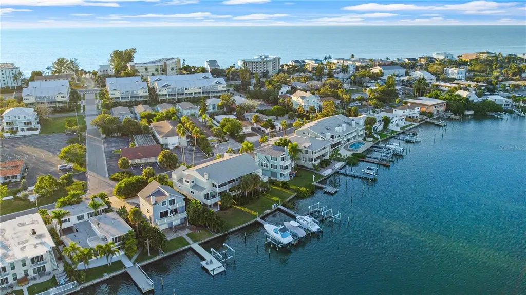 2505 Bay Boulevard Indian Rocks Beach FL 33785