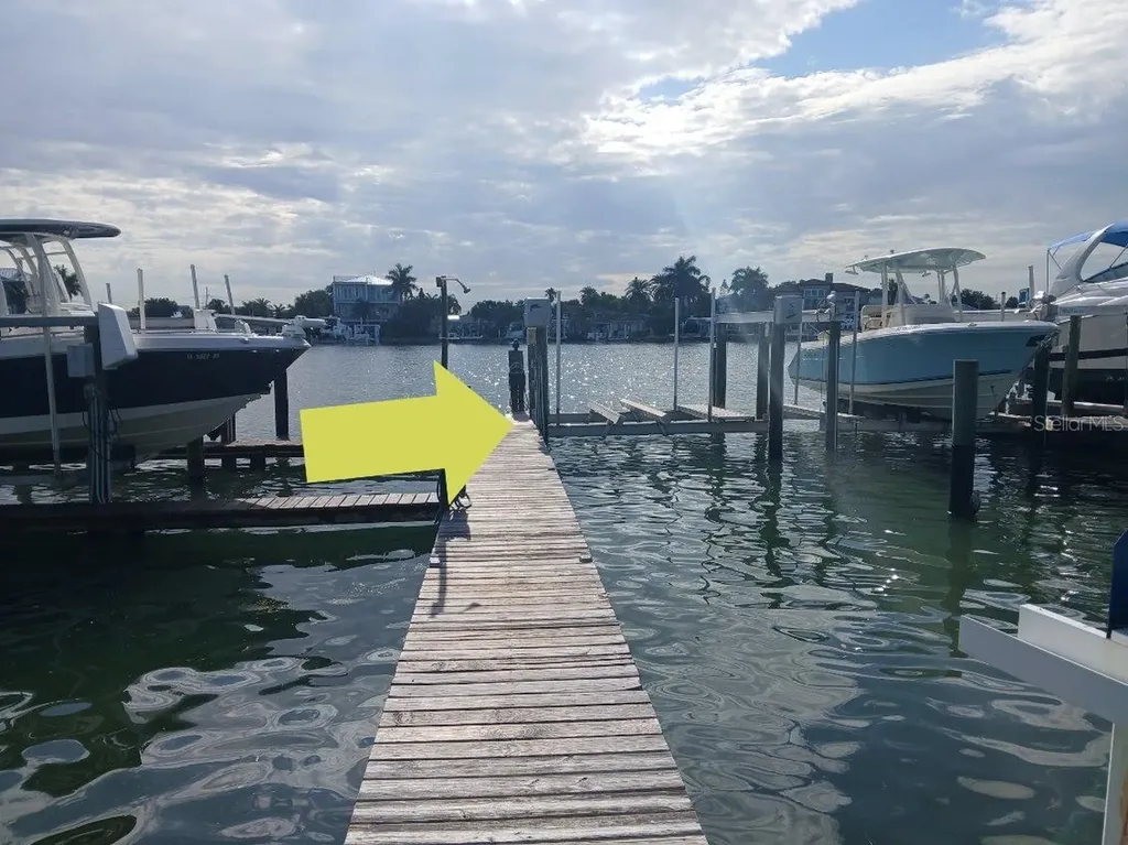 2505 Bay Boulevard Indian Rocks Beach FL 33785