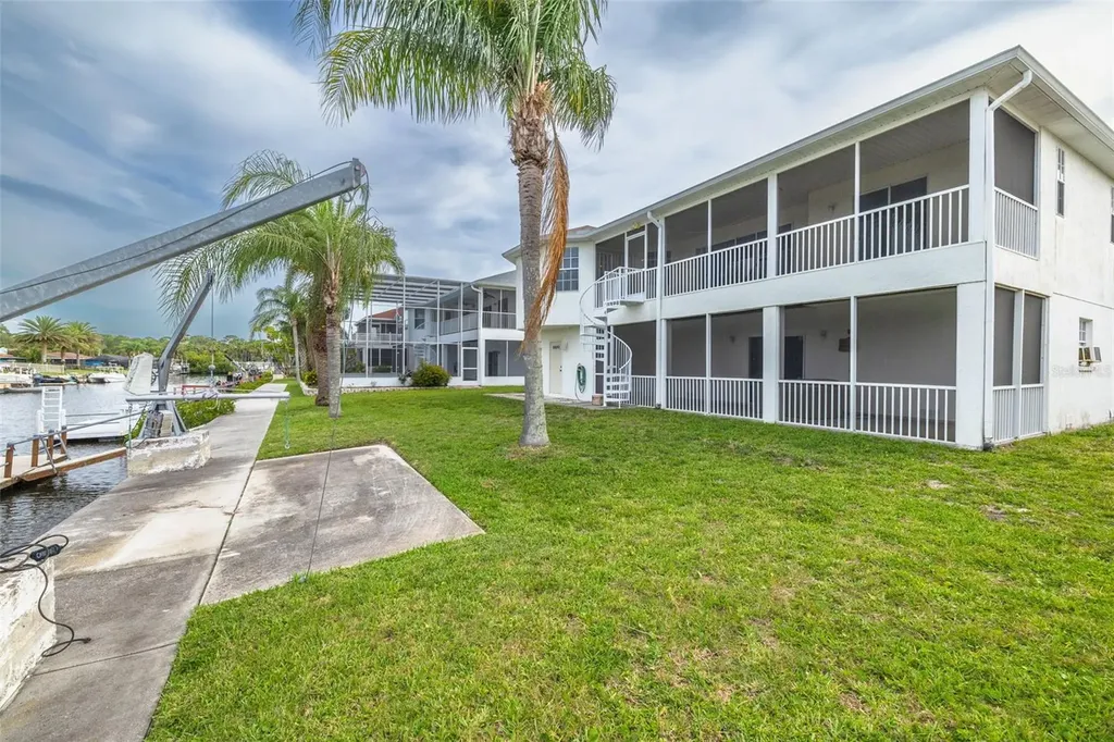 9908 San Sierra Way Port Richey FL 34668