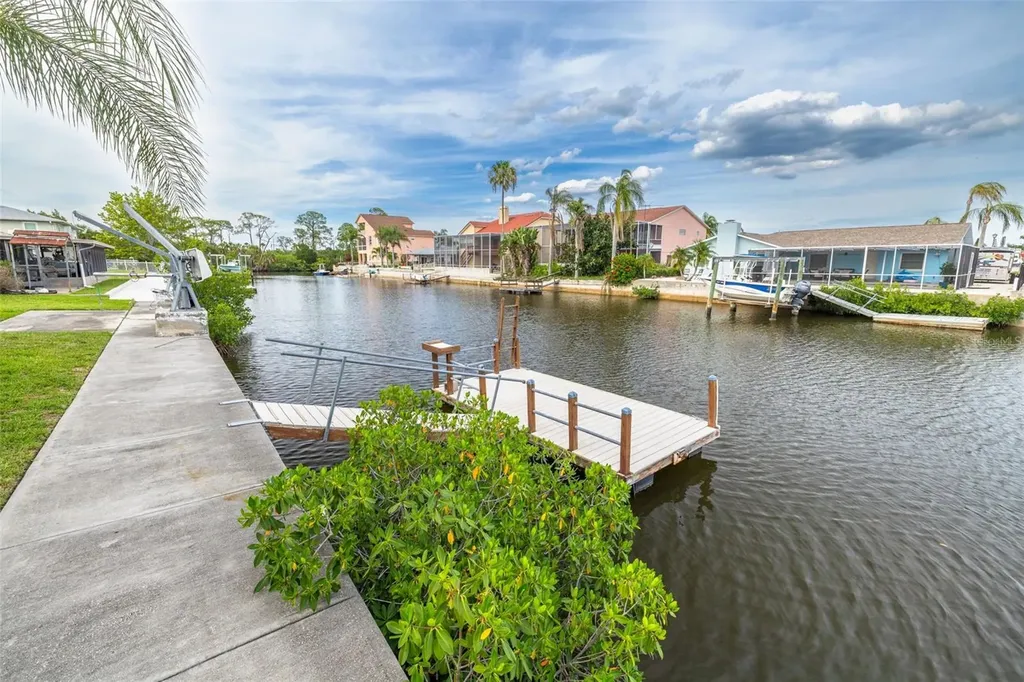 9908 San Sierra Way Port Richey FL 34668