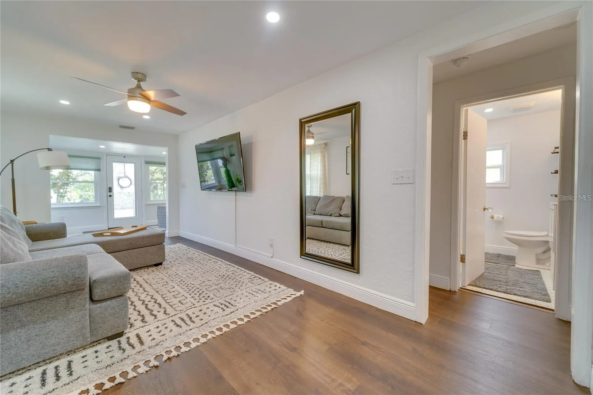 2410 Center Avenue Orlando FL 32806