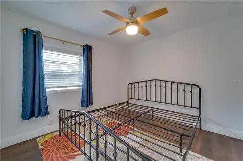 2410 Center Avenue Orlando FL 32806