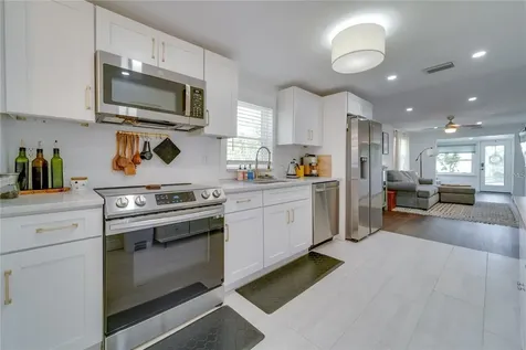 2410 Center Avenue Orlando FL 32806