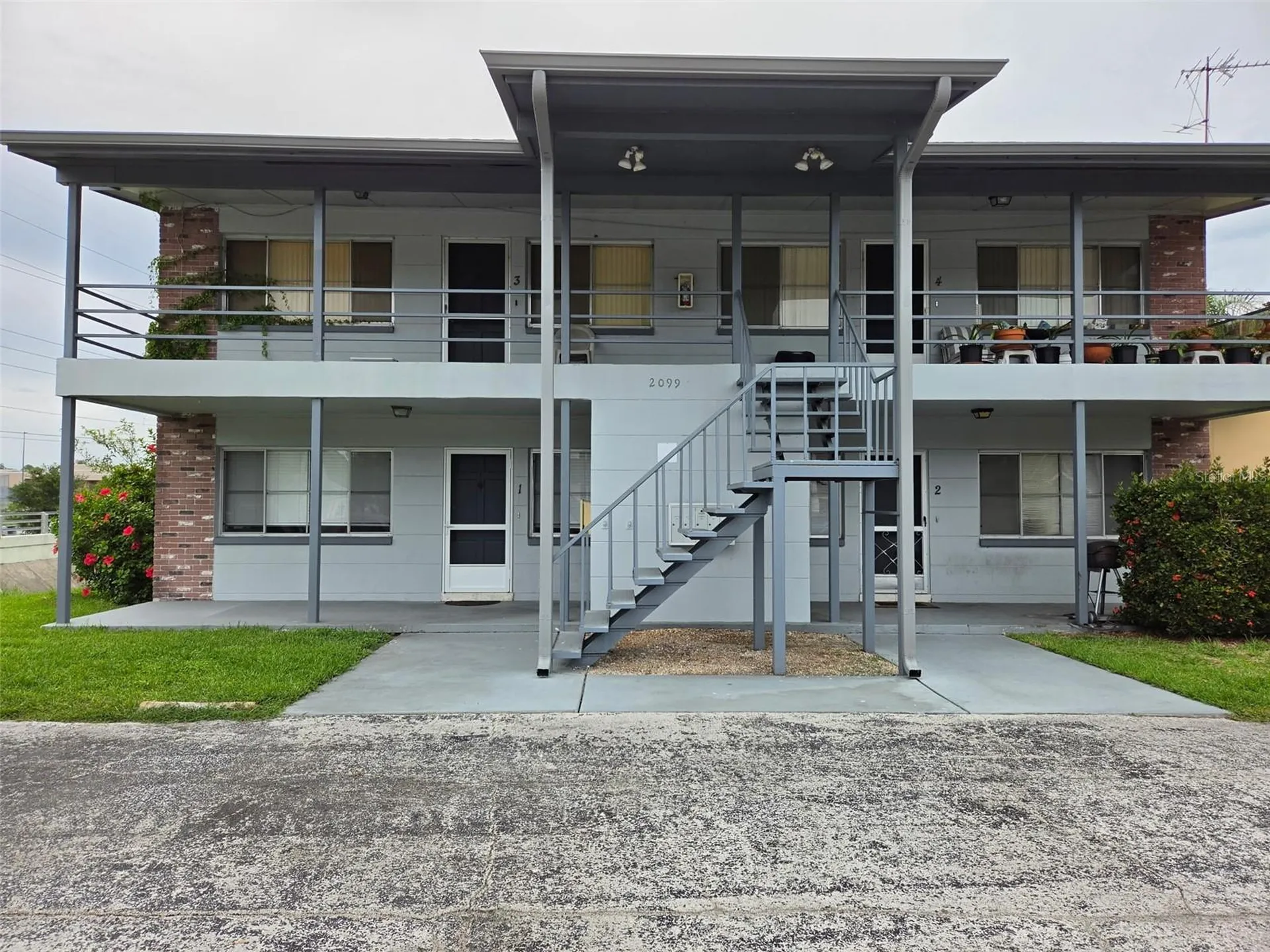 2099 Kings Highway #1 Clearwater FL 33764
