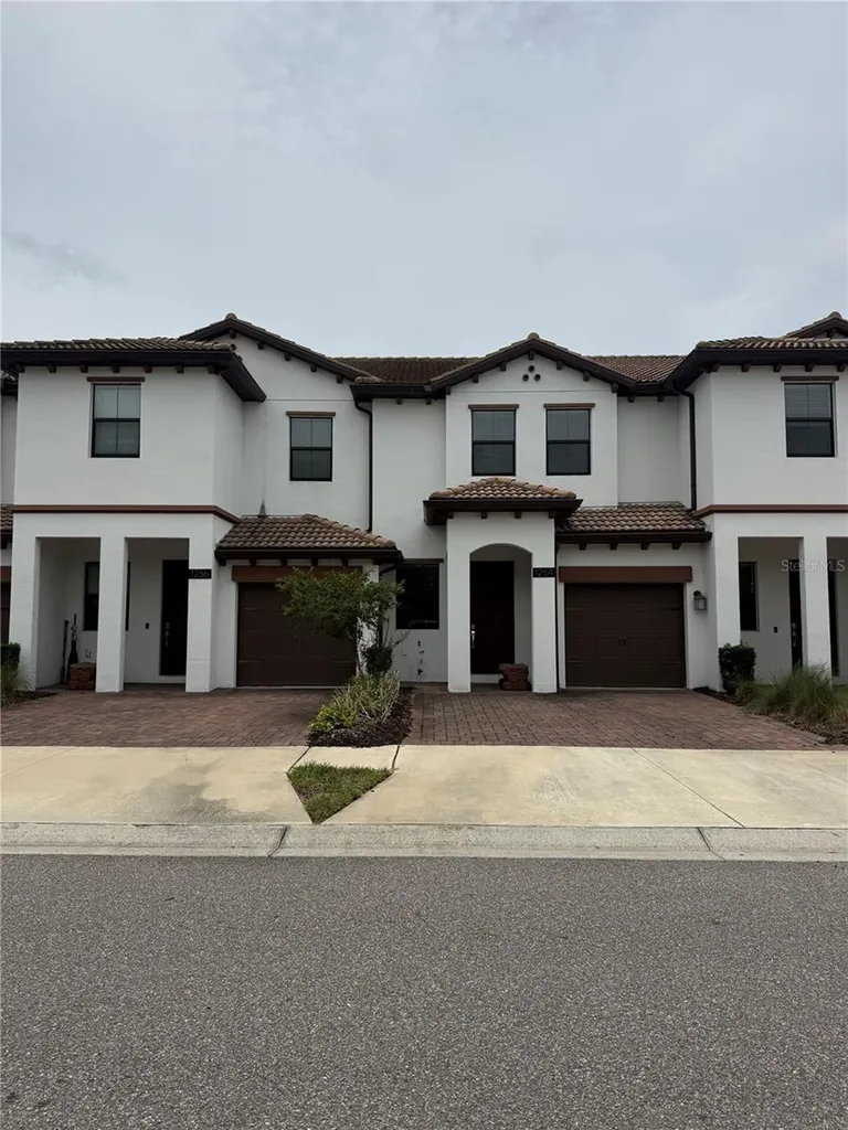 1254 Royal St George Boulevard Davenport FL 33896