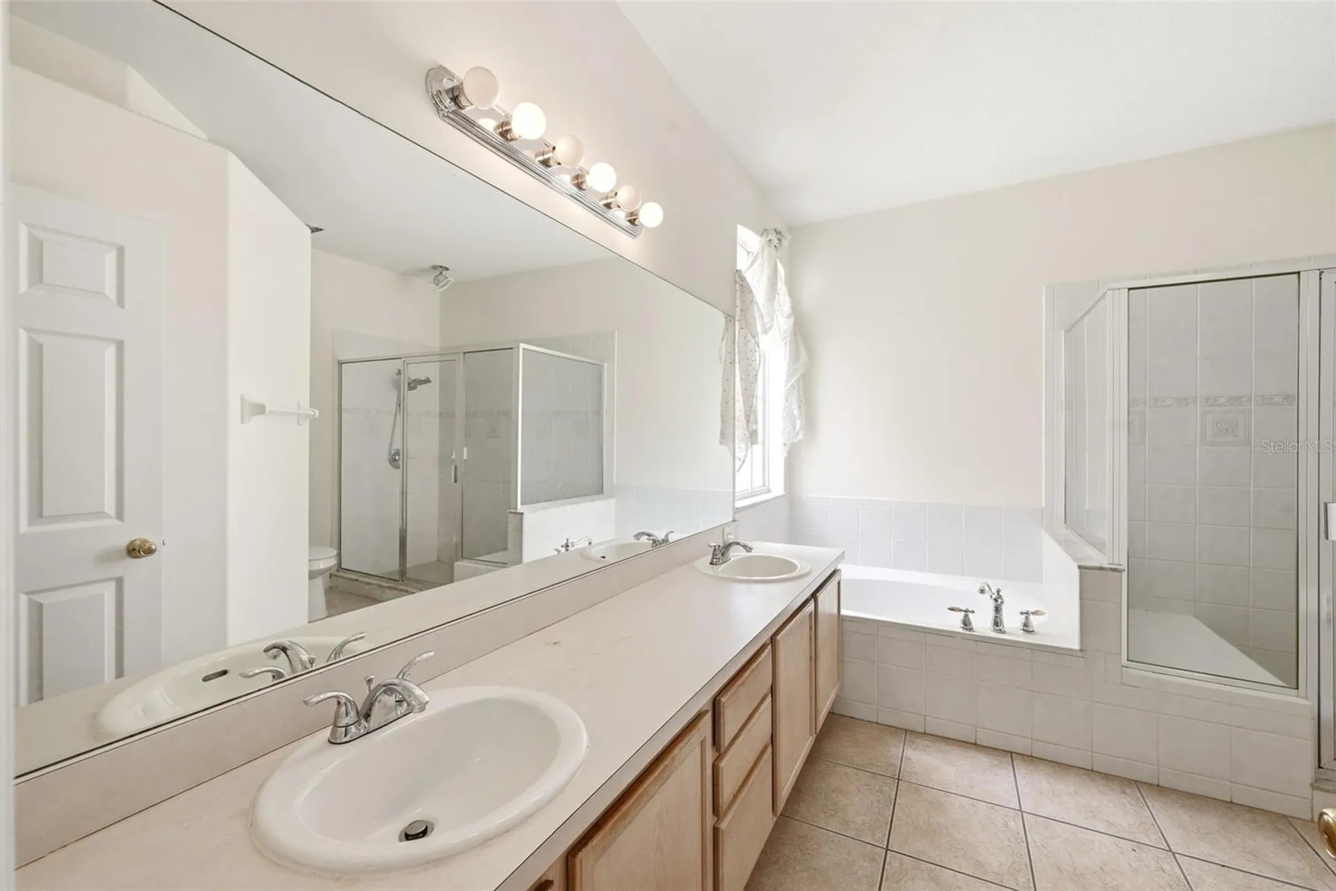 1518 Sun Meadow Drive Orlando FL 32824