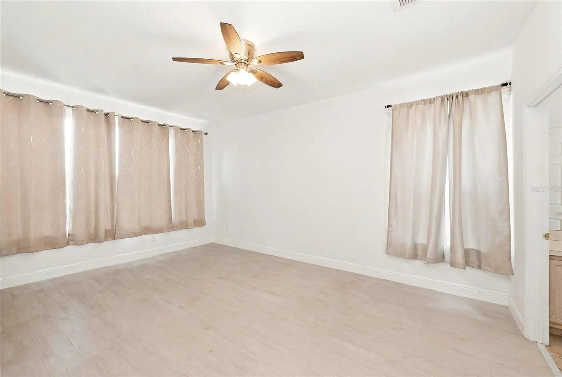 1518 Sun Meadow Drive Orlando FL 32824