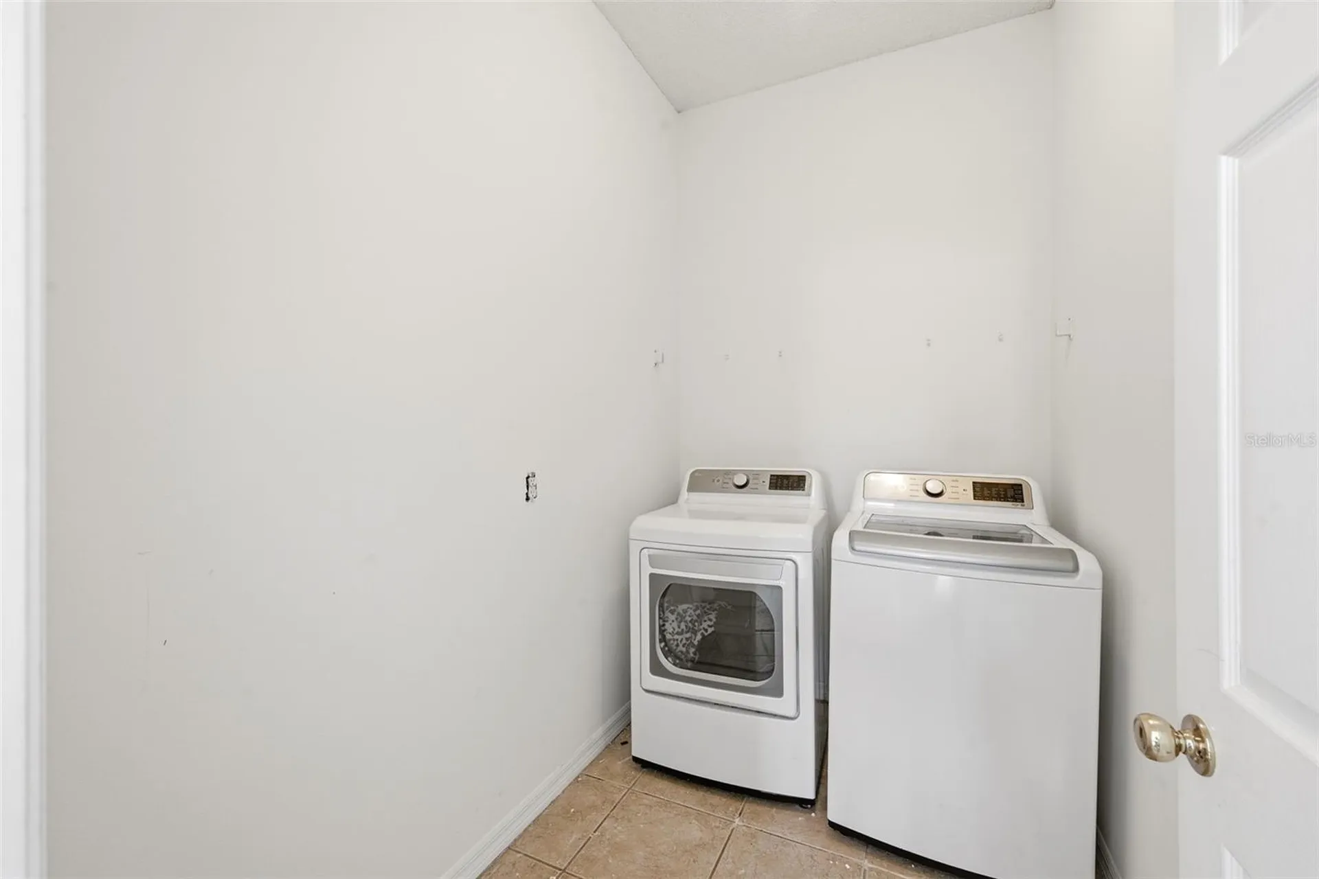 1518 Sun Meadow Drive Orlando FL 32824