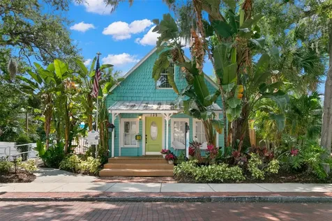 135 4th Avenue N Safety Harbor FL 34695
