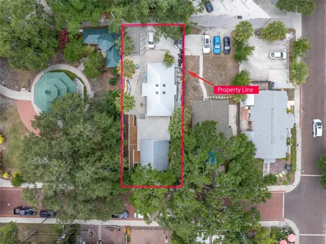 135 4th Avenue N Safety Harbor FL 34695