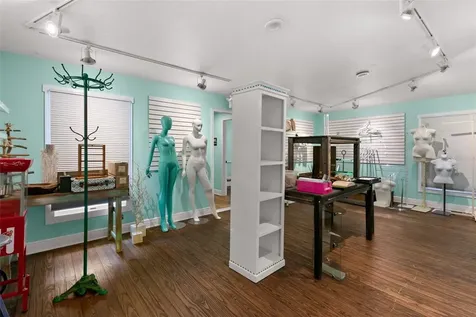 135 4th Avenue N Safety Harbor FL 34695