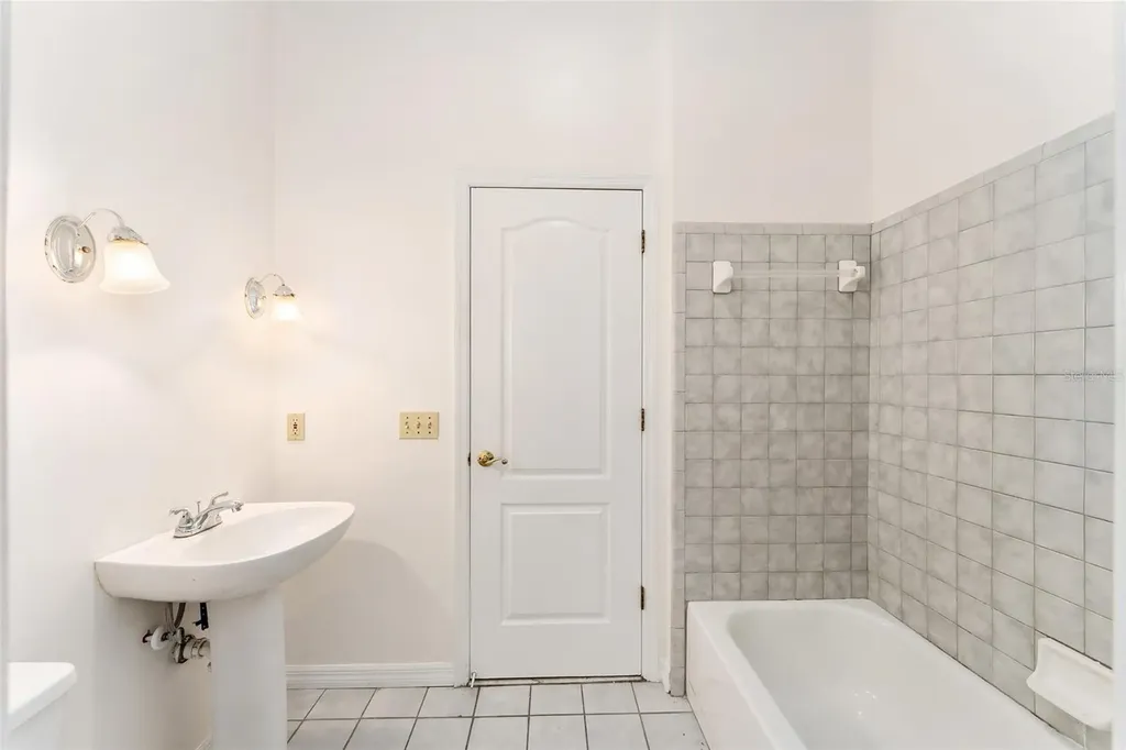 6325 NW 97th Court Gainesville FL 32653