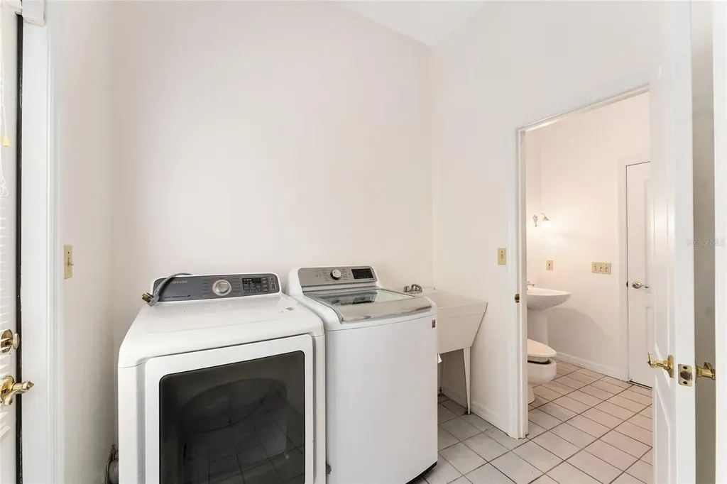 6325 NW 97th Court Gainesville FL 32653