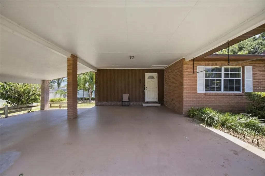 1405 Seffner Valrico Road Seffner FL 33584