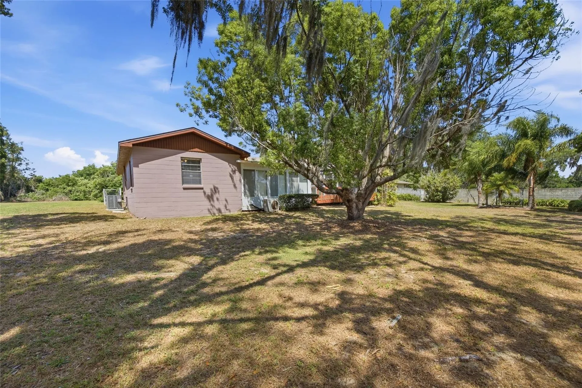 1405 Seffner Valrico Road Seffner FL 33584