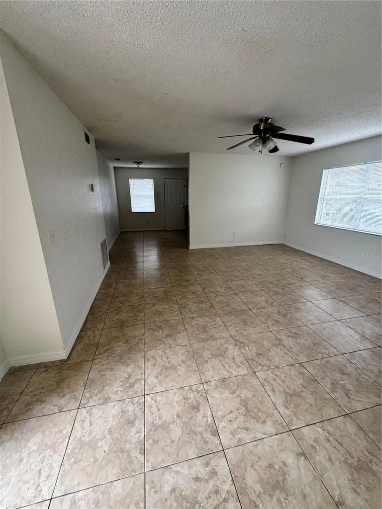 5693 Tulip Avenue Orlando FL 32839