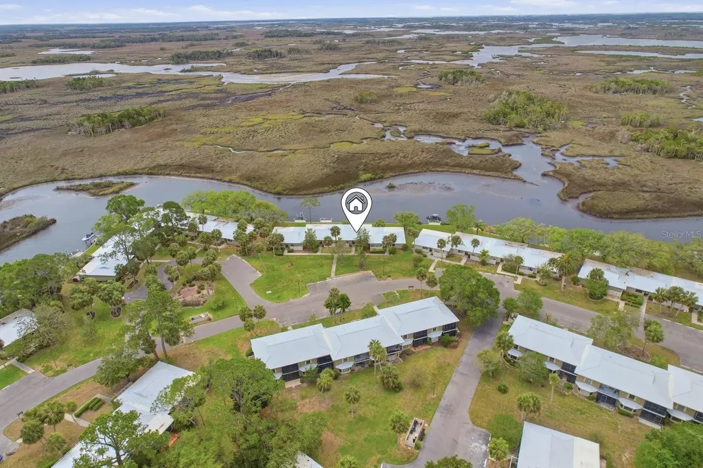 11562 W Bayshore Drive Crystal River FL 34429