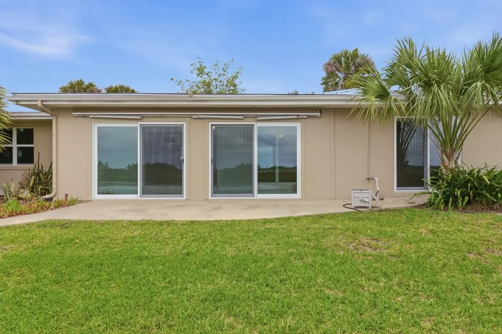 11562 W Bayshore Drive Crystal River FL 34429