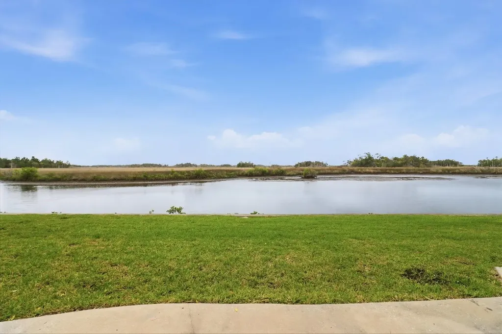 11562 W Bayshore Drive Crystal River FL 34429