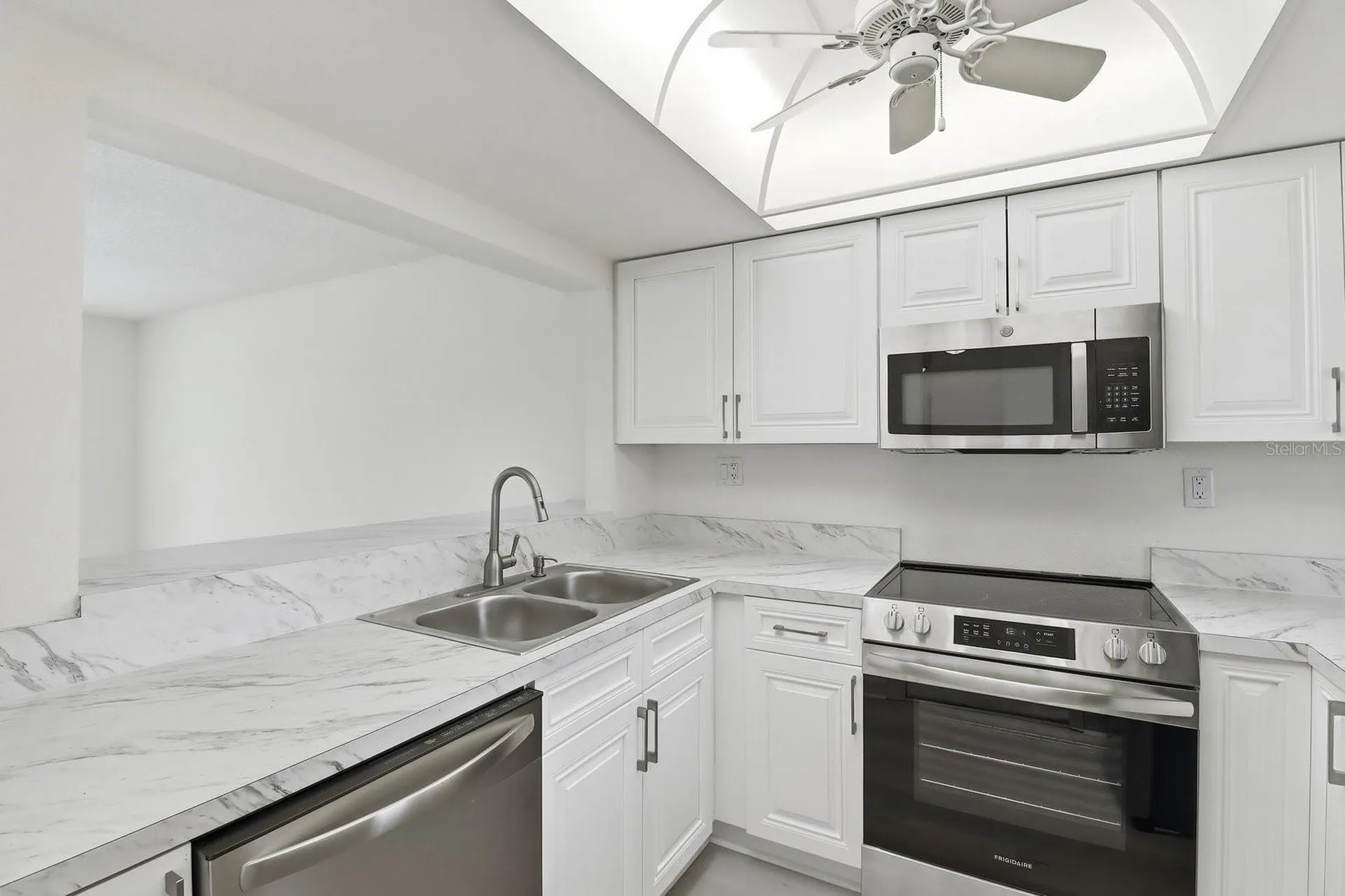 11562 W Bayshore Drive Crystal River FL 34429