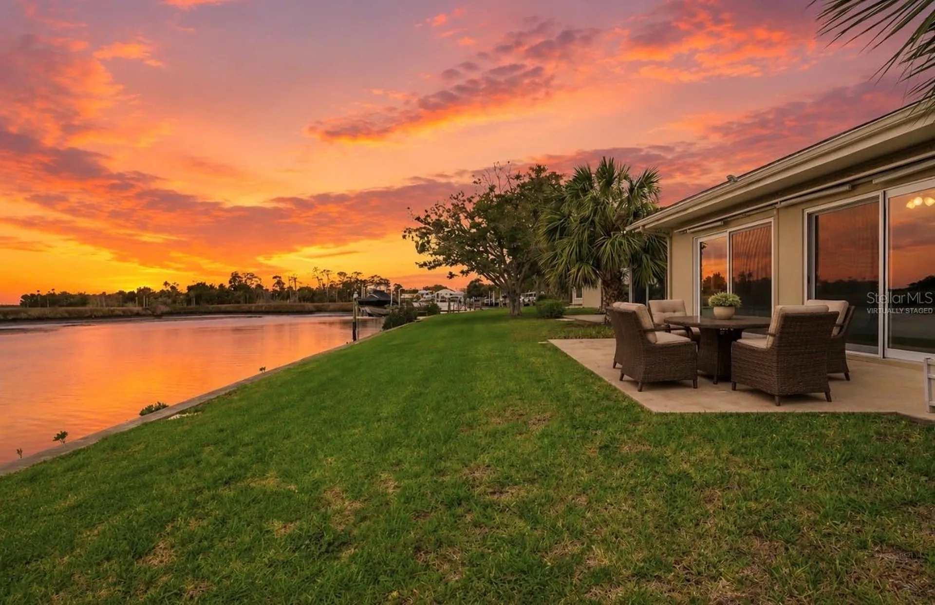 11562 W Bayshore Drive Crystal River FL 34429