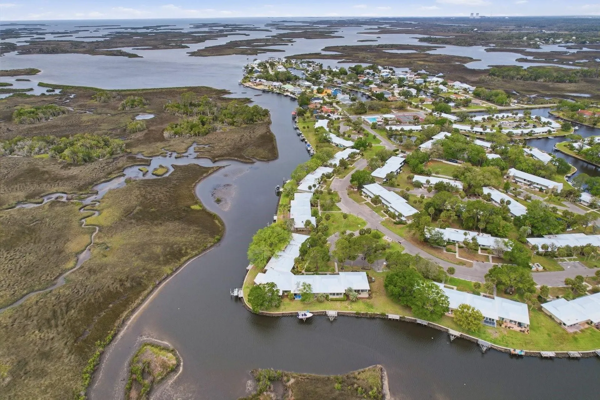 11562 W Bayshore Drive Crystal River FL 34429