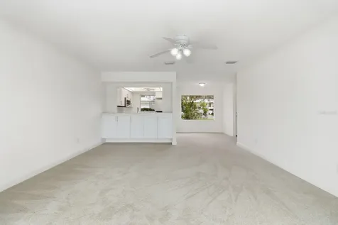 11562 W Bayshore Drive Crystal River FL 34429