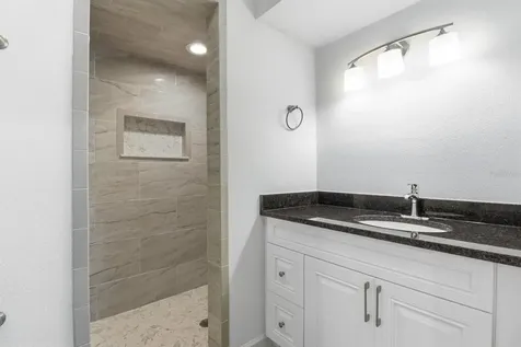 11562 W Bayshore Drive Crystal River FL 34429
