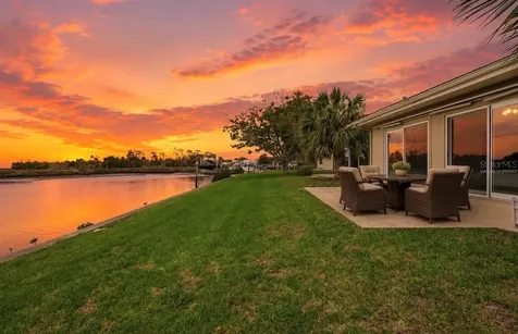11562 W Bayshore Drive Crystal River FL 34429