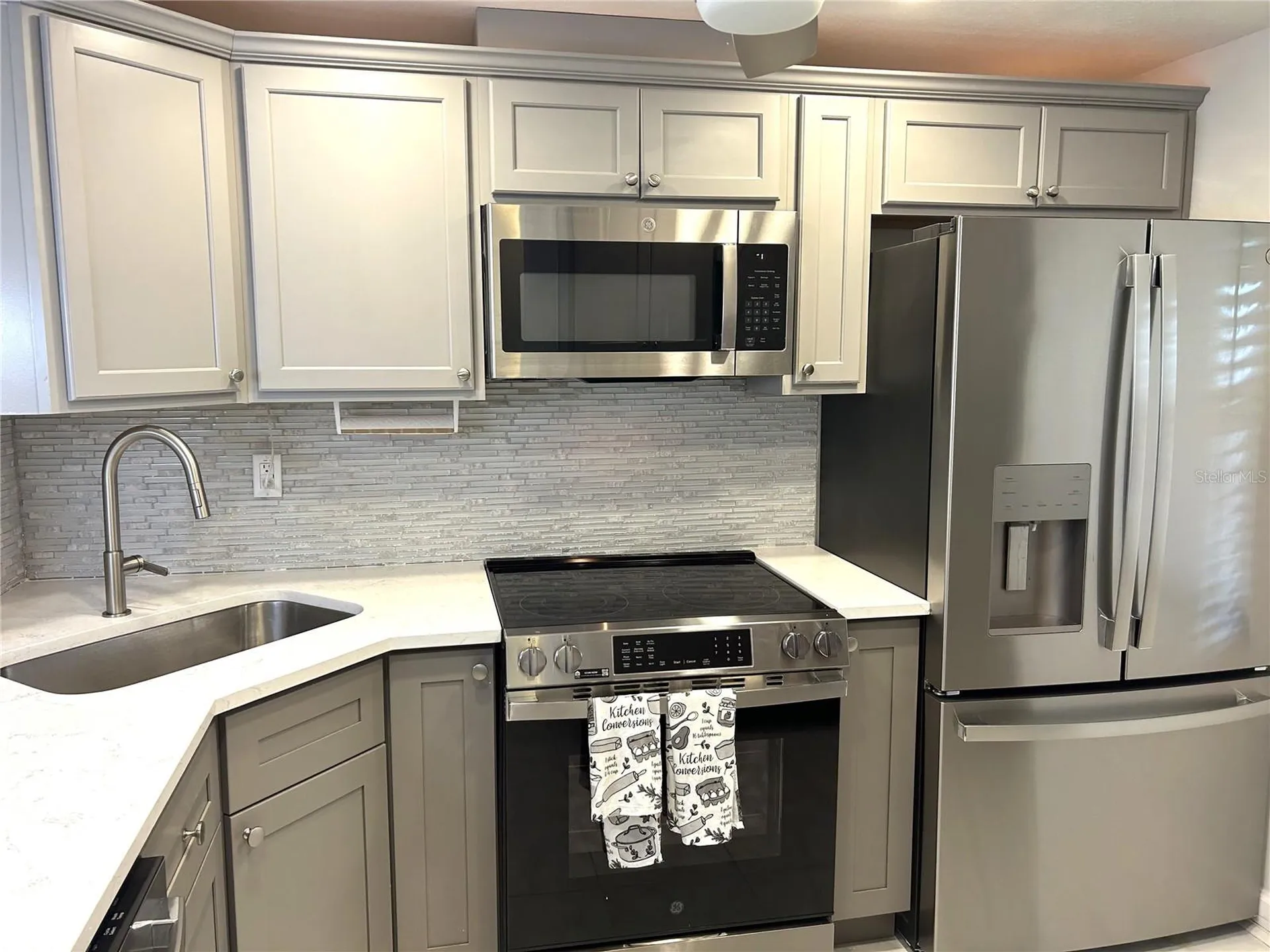 4211 Stratford Drive New Port Richey FL 34652