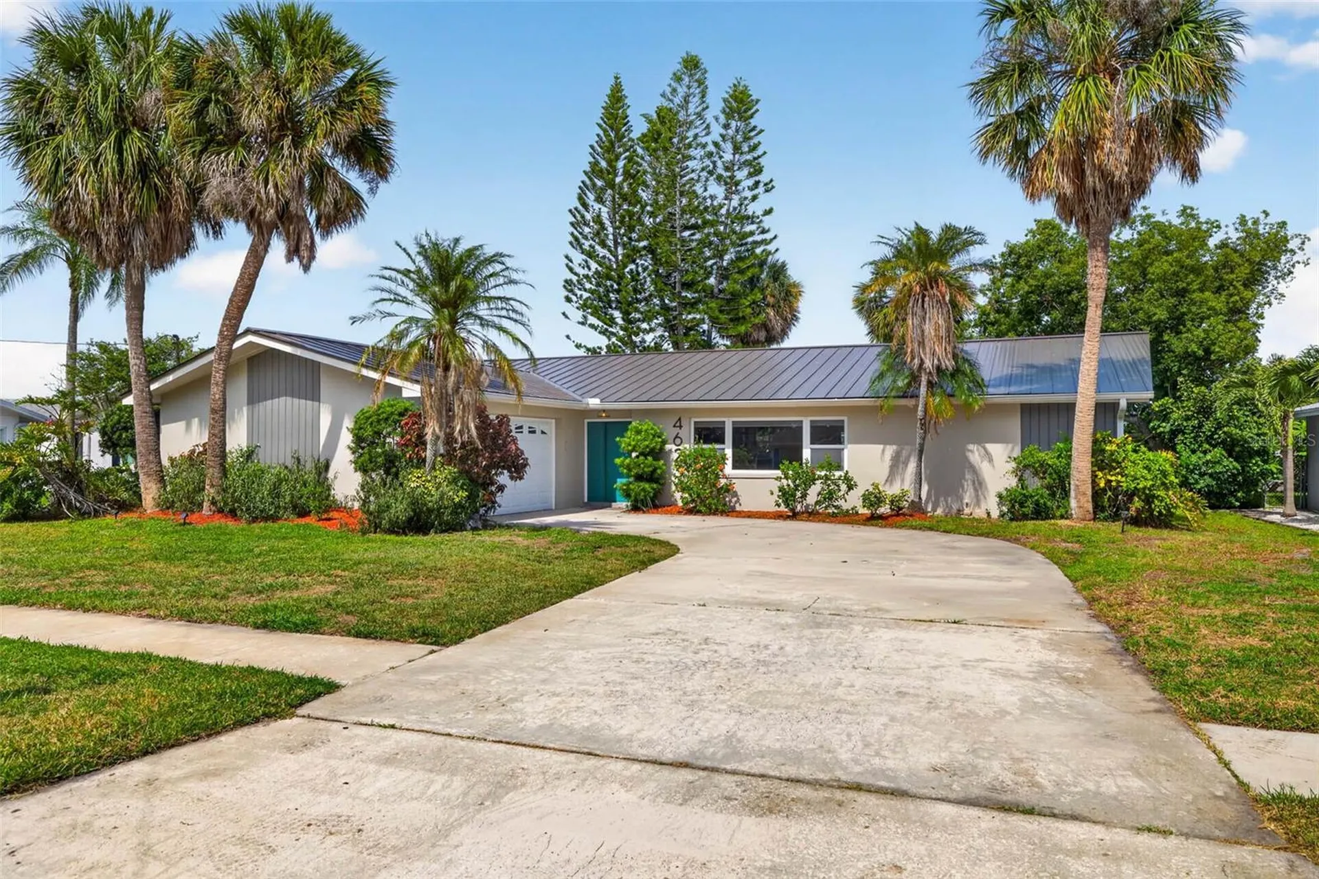 4623 Bay Crest Drive Tampa FL 33615