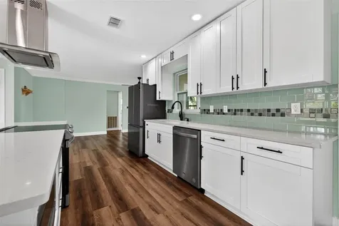 4623 Bay Crest Drive Tampa FL 33615