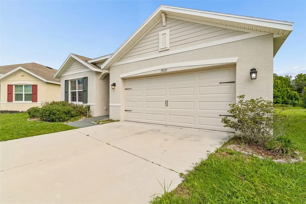 35525 Stella Vast Drive Zephyrhills FL 33541