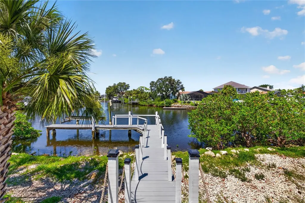 4346 Marine Parkway New Port Richey FL 34652