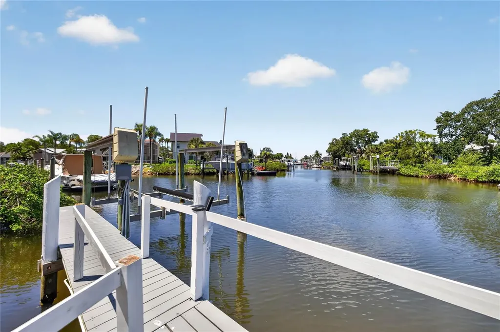 4346 Marine Parkway New Port Richey FL 34652