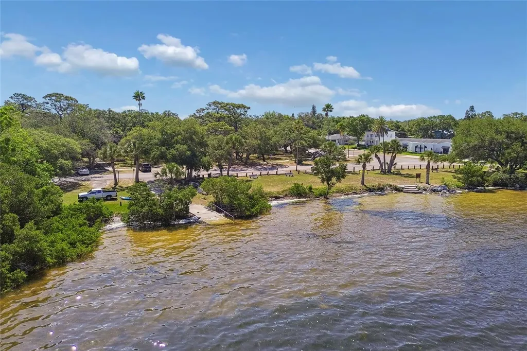 314 Indiana Avenue Crystal Beach FL 34681