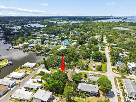314 Indiana Avenue Crystal Beach FL 34681