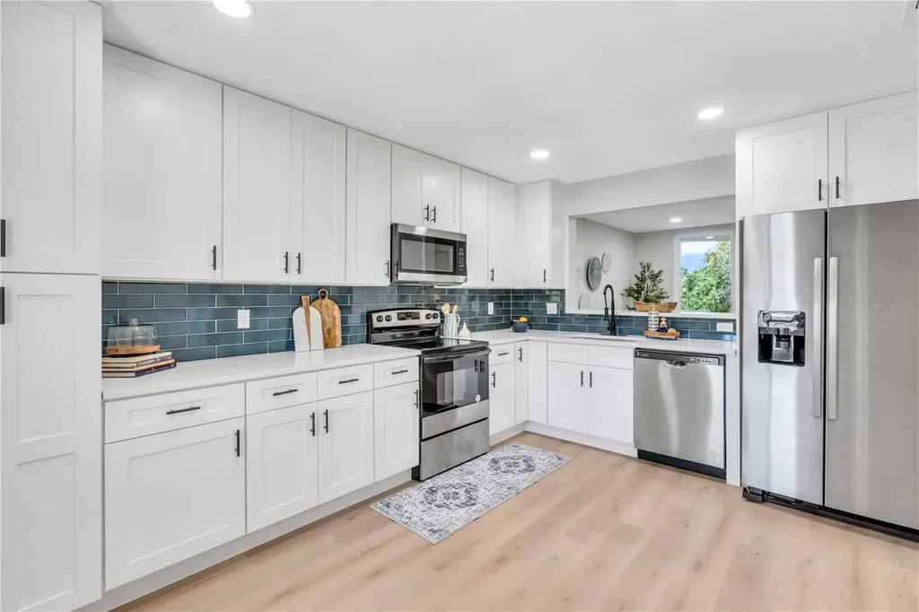 6101 34th Street W Bradenton FL 34210